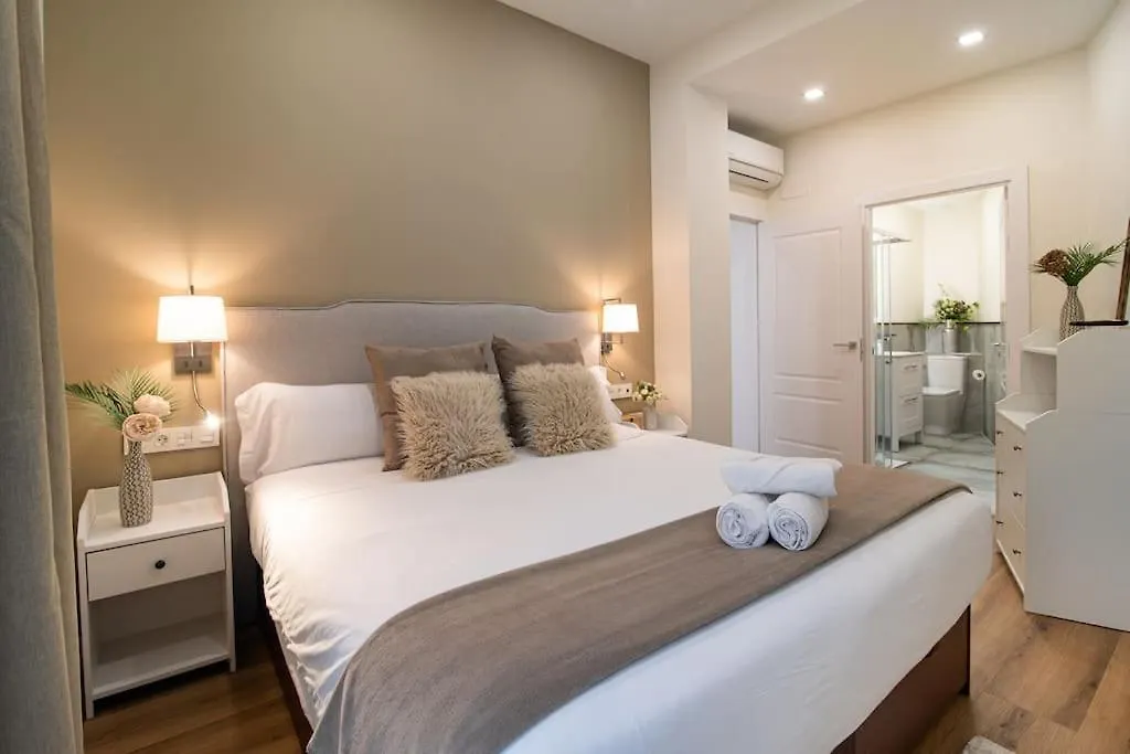 Mirakruz Suites With Ac License Ess01902 سان سيباستيان 0*,  إسبانيا