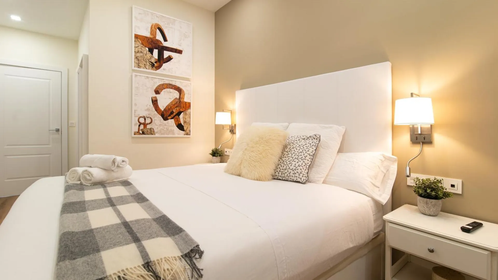 Mirakruz Suites With Ac License Ess01902 سان سيباستيان إسبانيا